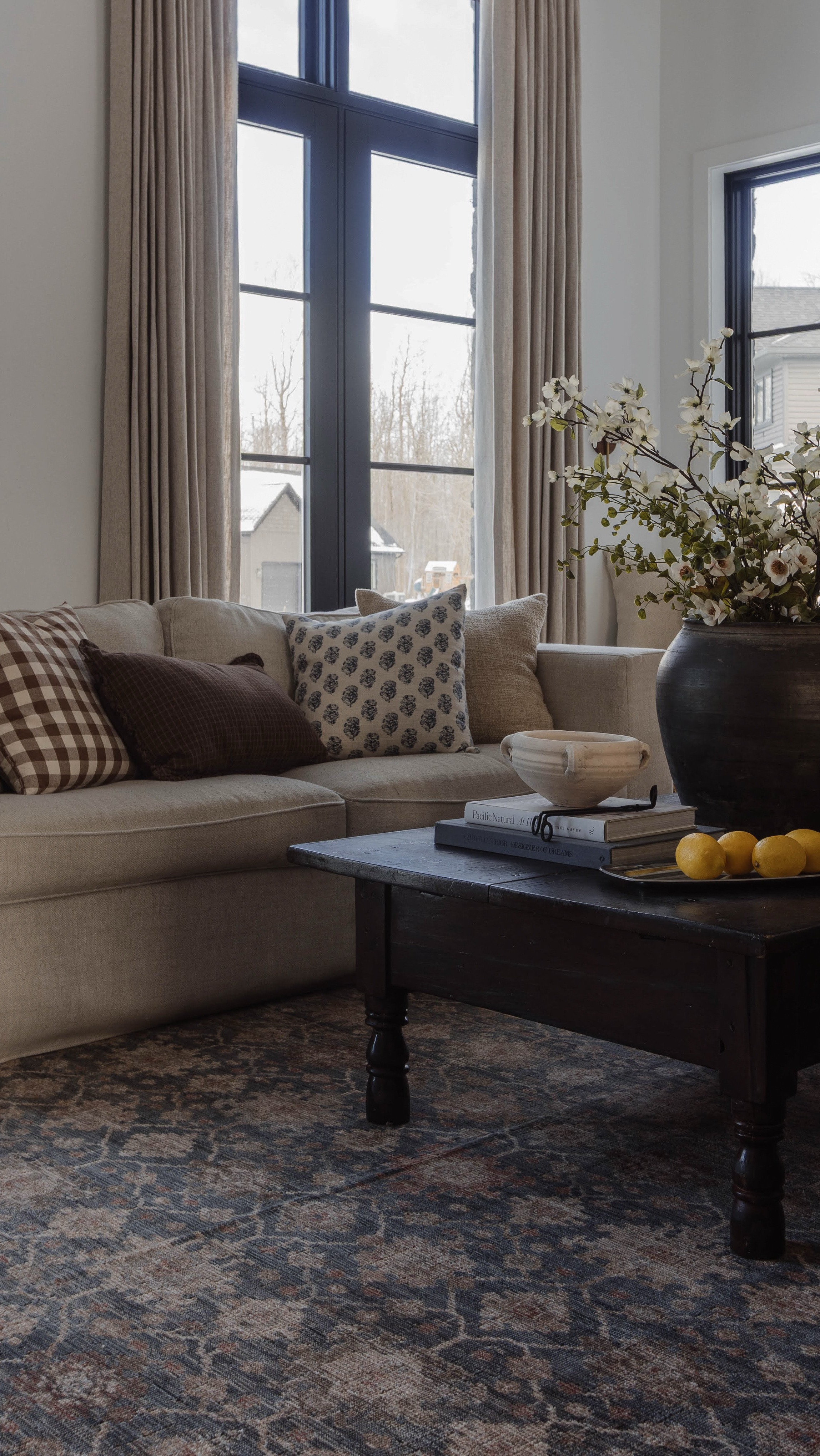 My favourite rugs to give your home a spring refresh 🌼✨

#homedecorfinds #canadiandecorfinds 

#LTKSeasonal #LTKWatchNow #LTKHome