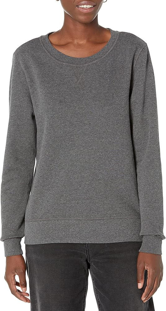 Amazon Essentials Women's Fleece Crewneck Sweatshirt (Available in Plus Size) | Amazon (US)