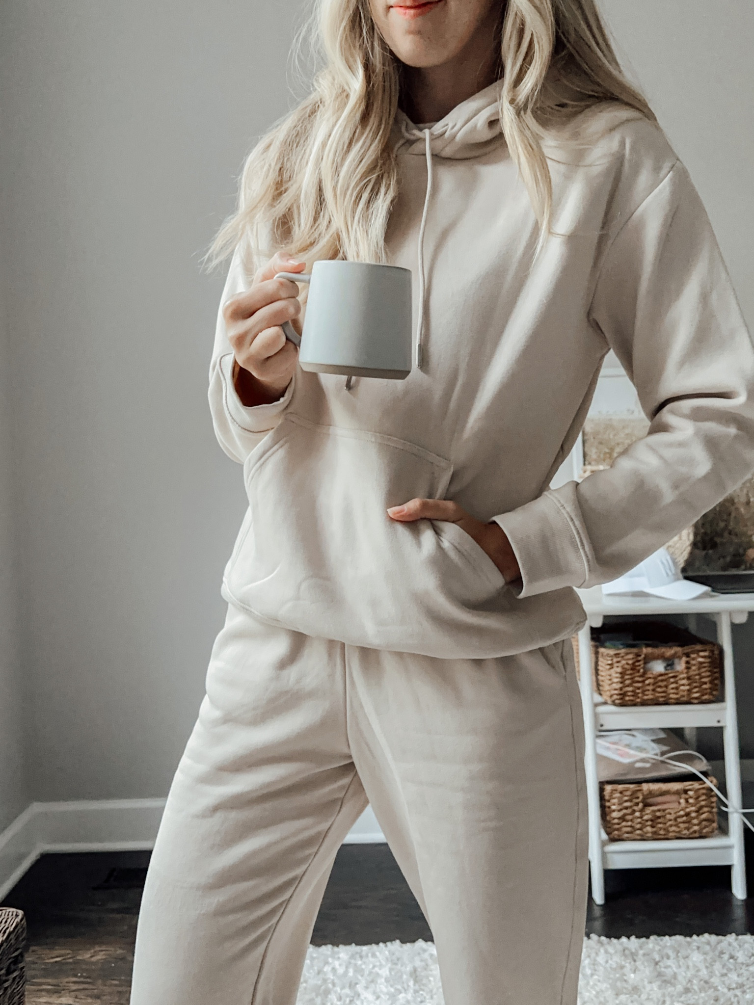 Cozy neutral hoodie and joggers set Abercrombie dupe 



#LTKunder50 #LTKsalealert #LTKBacktoSchool