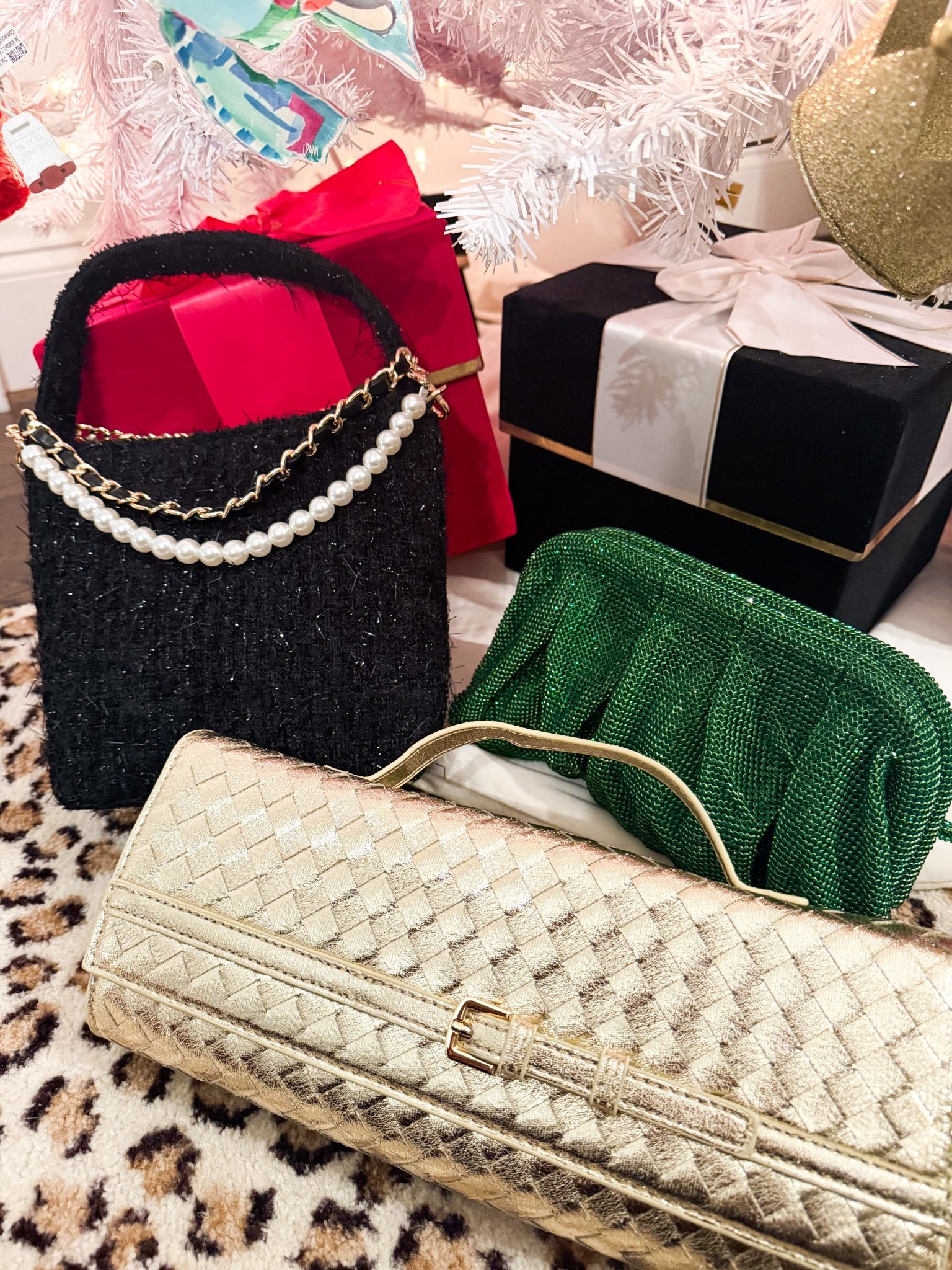 beautiful holiday bags oh my!! 

#LTKSeasonal #LTKHoliday #LTKFindsUnder100