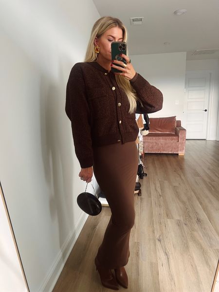 Brown maxi dress, brown bomber cardigan (size S), pointed to booties, tortoise shell clutch 

#LTKparties #LTKstyletip #LTKshoecrush