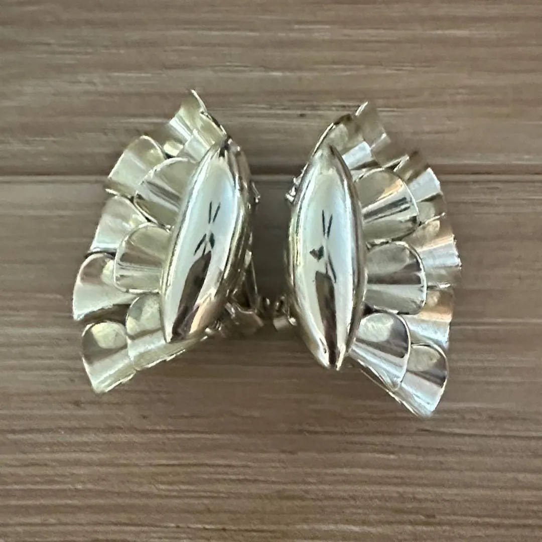 Vintage Modernist Clip On Earrings | Etsy (US)