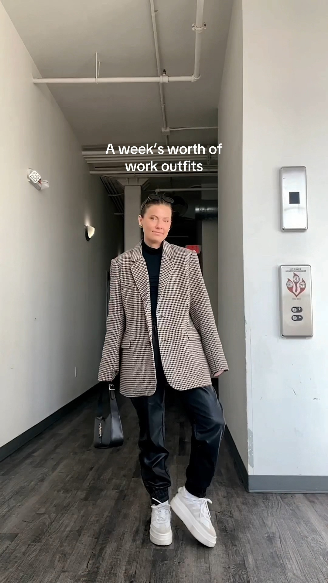 A week of outfits🖤Watch now

Work outfits, what to wear today, winter outfit, casual chic style 

#LTKStyleTip #LTKWorkwear #LTKFindsUnder100