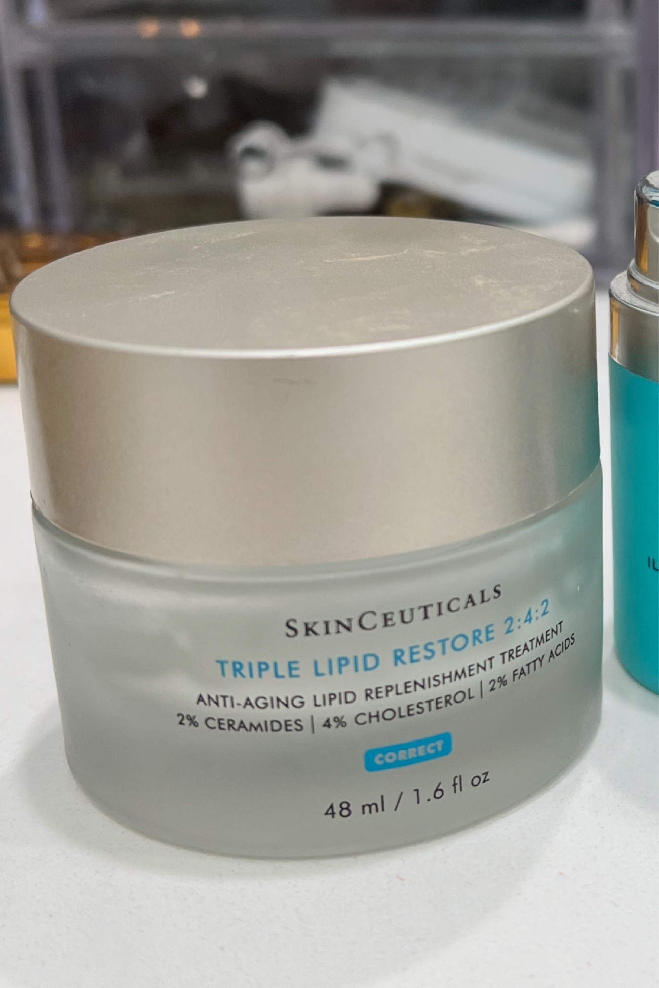 Hands down the best moisturizer. This has so many great ingredients and is perfect for sensitive skin 

#LTKGiftGuide #LTKBeauty #LTKStyleTip