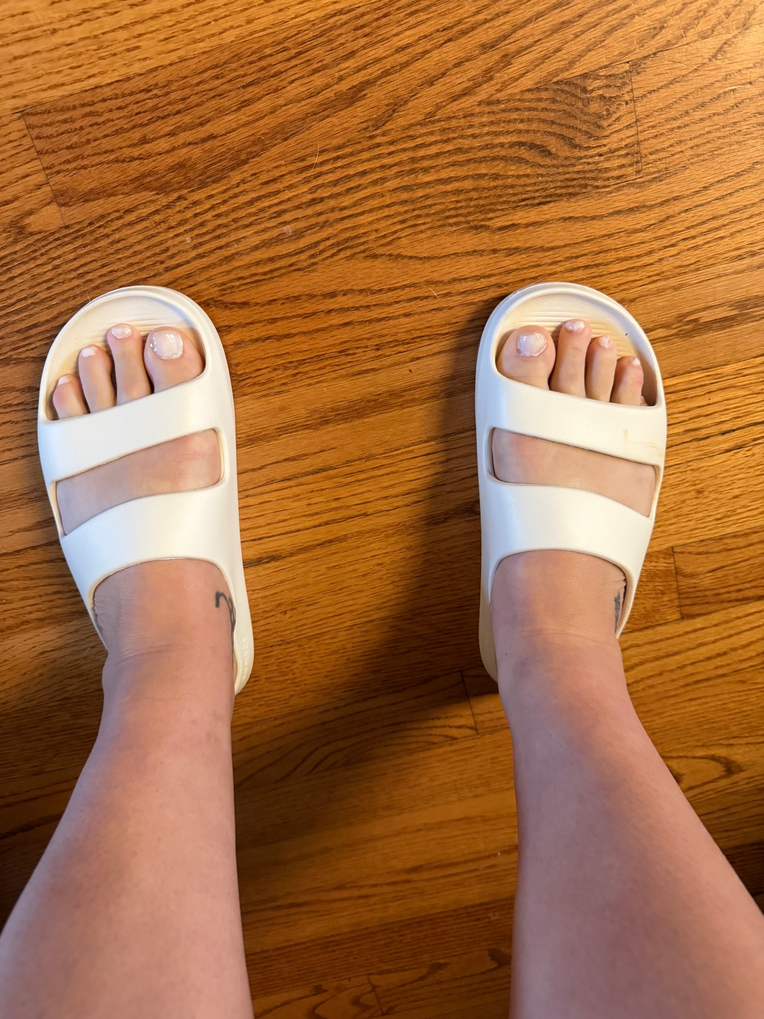 My new favorite sandals! Bombas! One purchase=one donate, always and forever!  They also have socks and other items too! Why not help and love at the same time🤍🩷

#LTKSwim #LTKdayinmylife #LTKootd