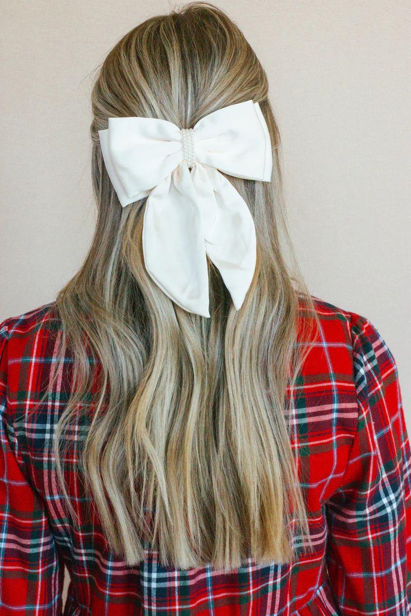 The Little Things Cream Pearl Bow | Apricot Lane Boutique