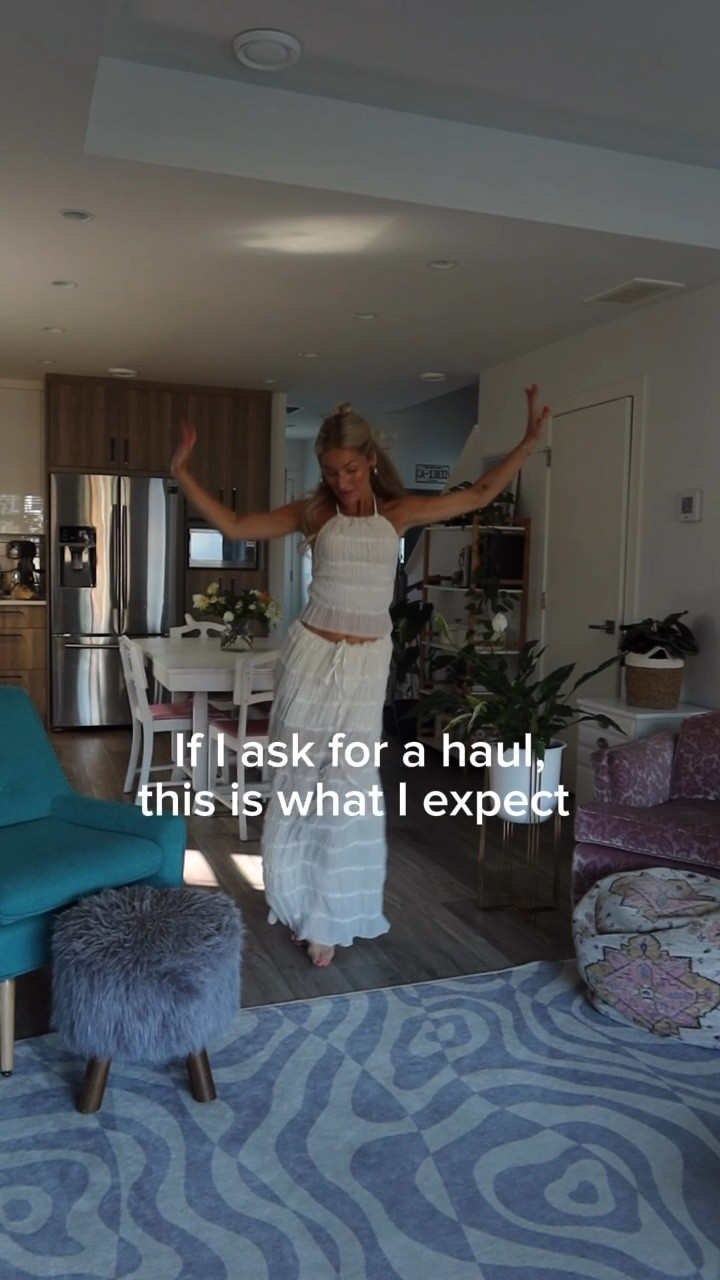 Wearing an XS for all these! Which one is your fave? ✨