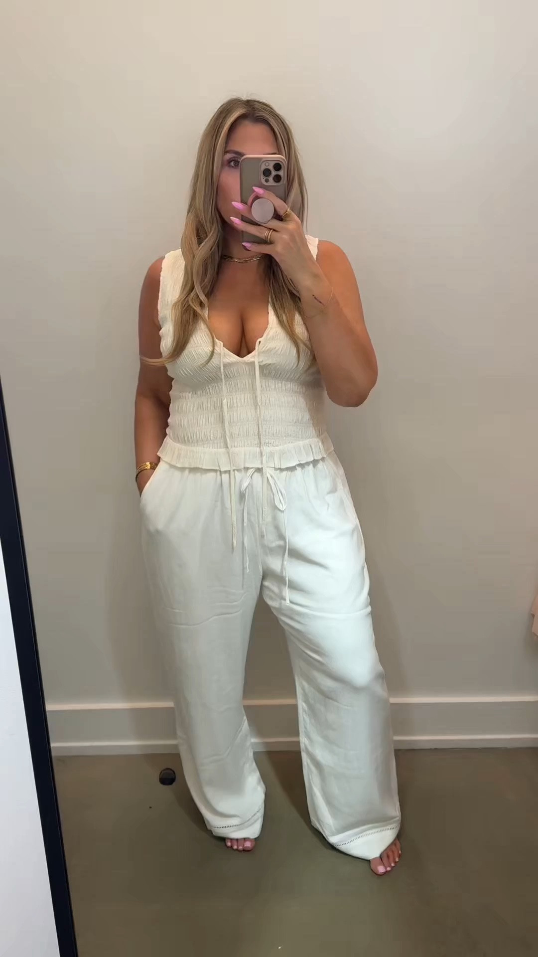 Midsize summer spring outfits

top L (stretchy, size down if inbetween).

Wearing the linen pant in a XL reg length. I don’t need the long because the XL are oversized and give me length. 

there is also a coordinating balloon pant (linked both)  

#springoutfit #summeroutfit
#LTKMidsize #LTKSpringSale #LTKOver40
#LTKMidsize #LTKootd 

#LTKgrwm

#LTKOver40 #LTKootd