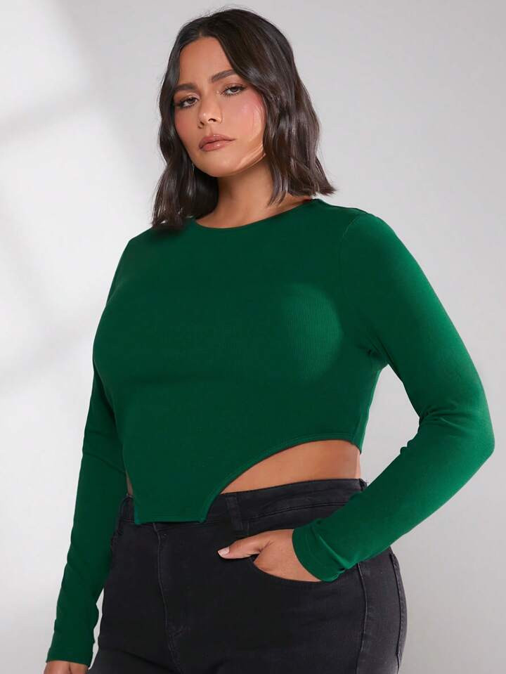 SHEIN BASICS Plus Solid Asymmetrical Hem Crop Tee | SHEIN