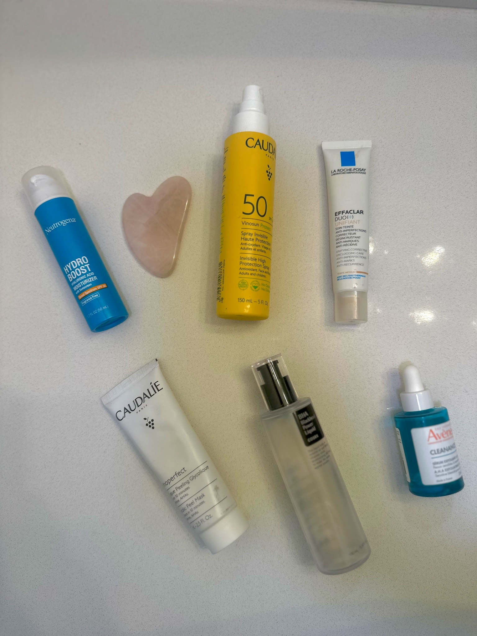 skin care favs 
- serum
- toner
- face mask
- moisturizer 
- sunscreen 
& gua sha ! Pls pls pls start using a gua sha 🫶🏼

#LTKbeauty