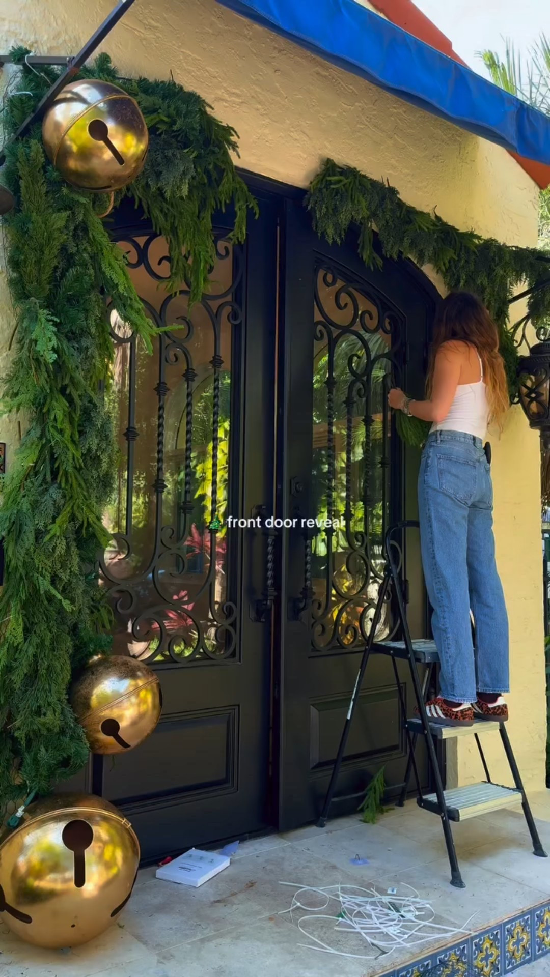 The only shoes I’ll do Christmas installations in 
#christmasinspojoyby #joyby #christmasinspo #christmasdecor #christmas2025 #miami #christmas #supportsmallbusiness #smallbusinesschristmasinspojoyby

#LTKmomlife