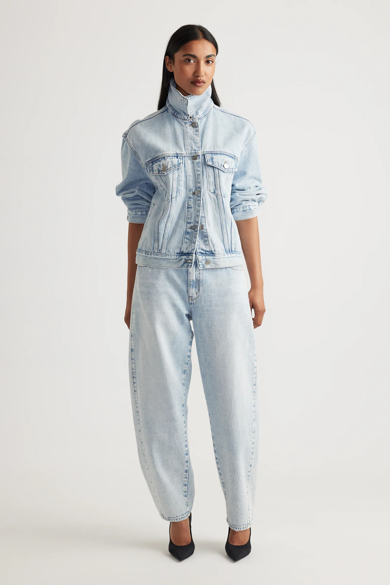 Camille Mid Rise Barrel Jeans - Byron Blue | DECJUBA