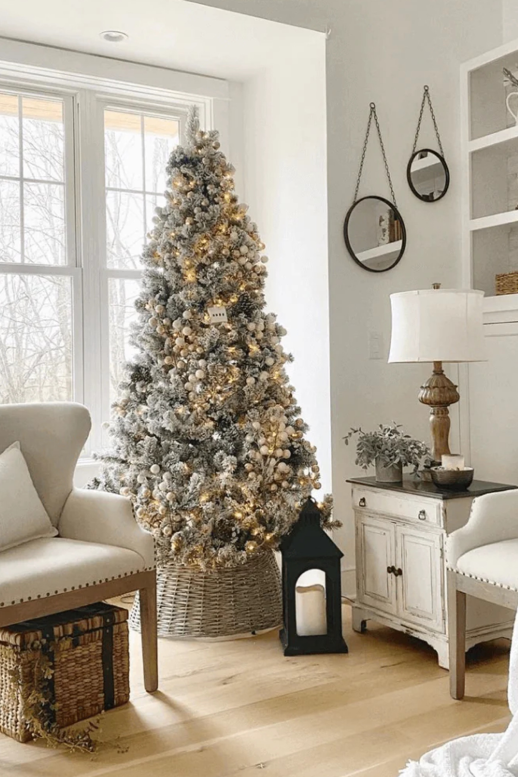 I just got this King of Christmas tree on clearance for $199 ⛄️🌲 can’t wait to decorate it this year!! #christmas #christmas #holidays #home 

#LTKSeasonal #LTKhome #LTKsalealert