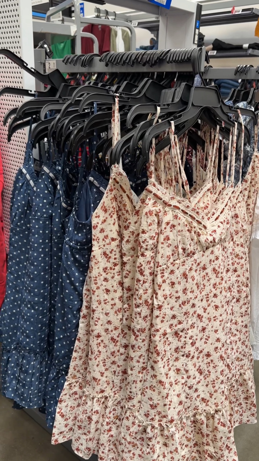 Such cute patterns!🫶🏼

#LTKU #LTKootd #LTKgrwm