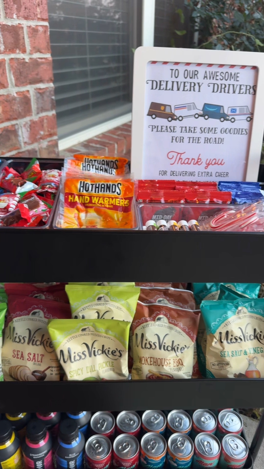 •because not all hero’s wear capes & I’m SO thankful for online shopping 📦🚚🎄🎁• 

#asmr #snackcart #thankful #deliveryheros #thankyou

#LTKHoliday #LTKGiftGuide #LTKSeasonal