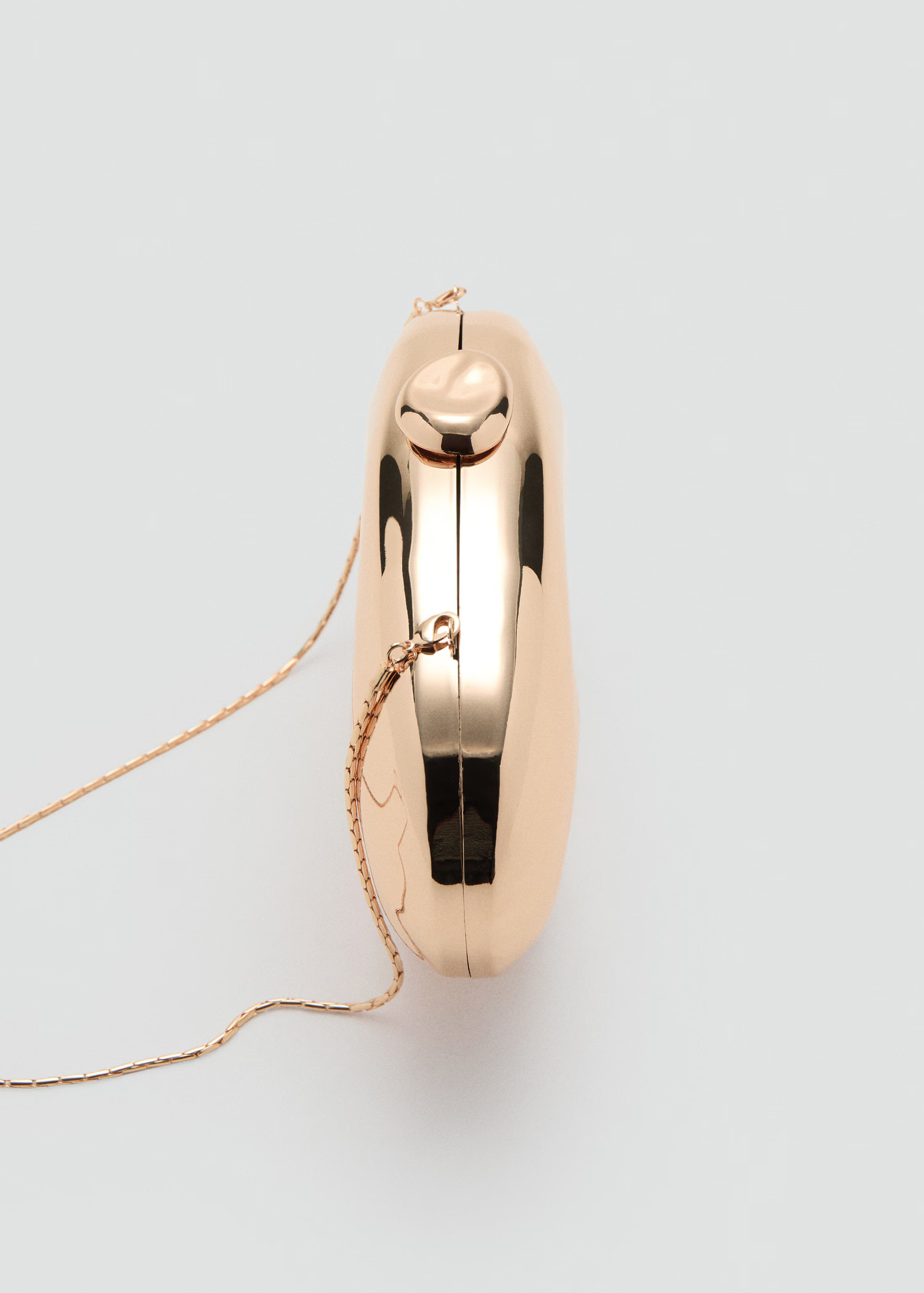 Oval clutch bag | Mango (US/MX/AU)