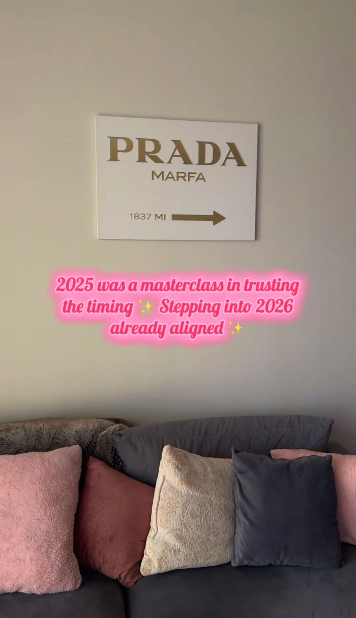 2025 was a masterclass in trusting the timing ✨ Stepping into 2026 already aligned ✨ #manifestyourdreams #glowupera #cheersto2026 #divinefeminineenergy #lachiccouture 