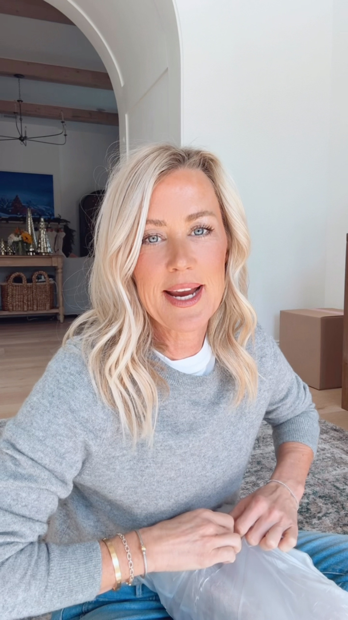 Unbox my latest Amazon order! I threw in a couple extra finds because it’s just that good! 🥰🩵

#LTKdayinmylife #LTKGiftGuide #LTKOver40