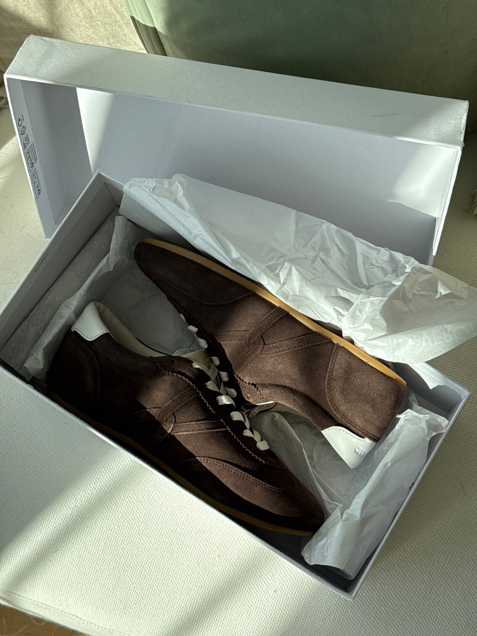 The perfect fall suede sneakers


Suede sneakers, Veronica beard, fall shoes, suede shoes 

#LTKStyleTip #LTKShoeCrush #LTKSeasonal