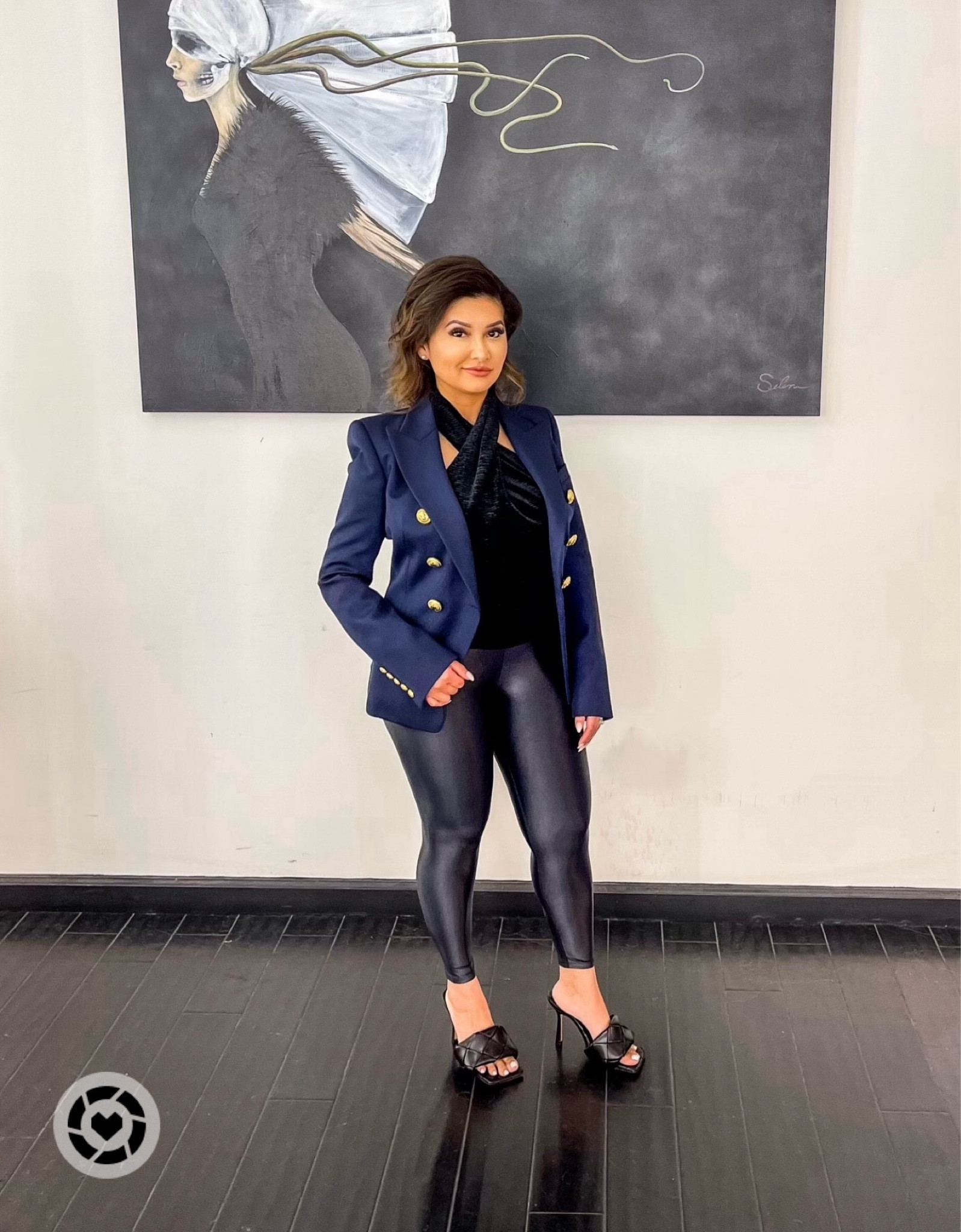 Sale alert for a version of my favorite Navy Blazer that just dropped below $20.00 💙 @walmart. Check the other versions out too! 

#LTKsalealert #LTKstyletip