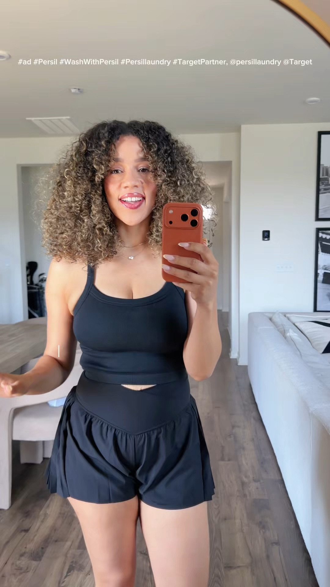 #ad Confession… I basically live in workout sets.Some days it’s for the gym. Some
days it’s running errands. And most days it’s just mom life. But somehow the same type of outfit
works for all of it.
The only thing I didn’t think about at first was how quickly you go through them when you wear
them this much. And if you’re not careful, your favorite sets start losing that fresh look.
That’s why I started using @Persillaundry from @target. It deep cleans my activewear, helps
protect the fabrics, and keeps the colors from fading, which matters when you’re wearing the
same pieces on repeat. Any other laundry hacks that you love?
https://rstyle.me/+MQtrqExwhXys8jjnzWAQqQ
#Persil #WashWithPersil #PersilLaundry #TargetPartner