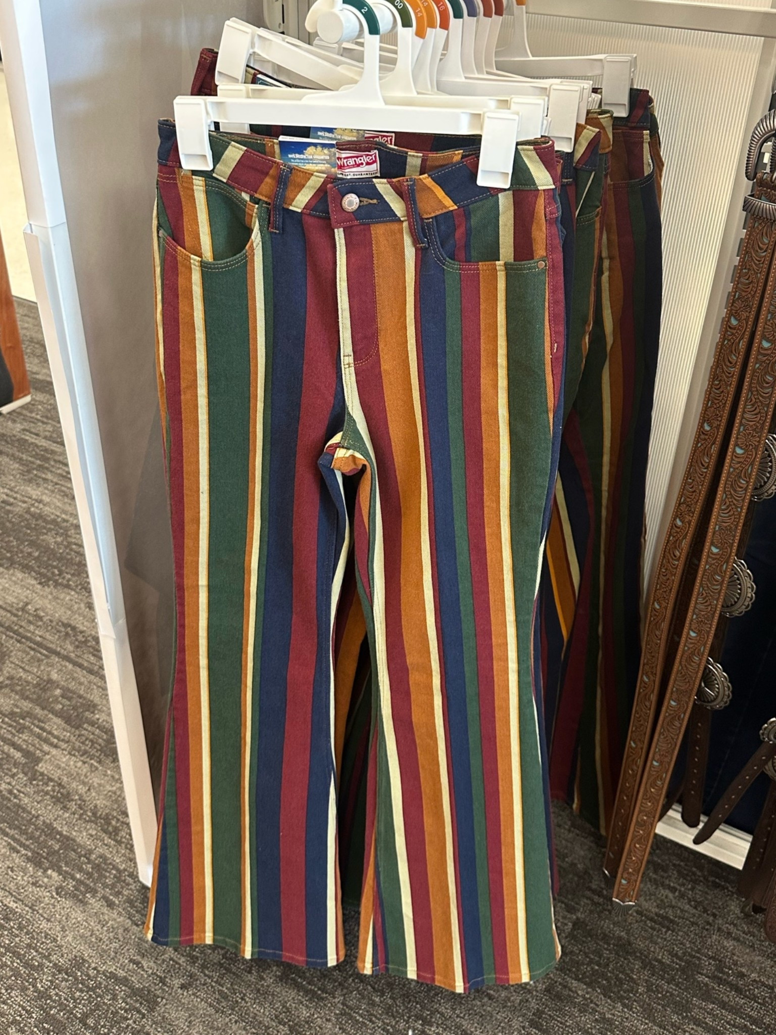 Love these striped flare pants from the wrangler x target collab! They’re priced at $65 & range from
Sizes 00-30! So cute for western fall!

#LTKPetite #LTKMidsize #LTKPlusSize