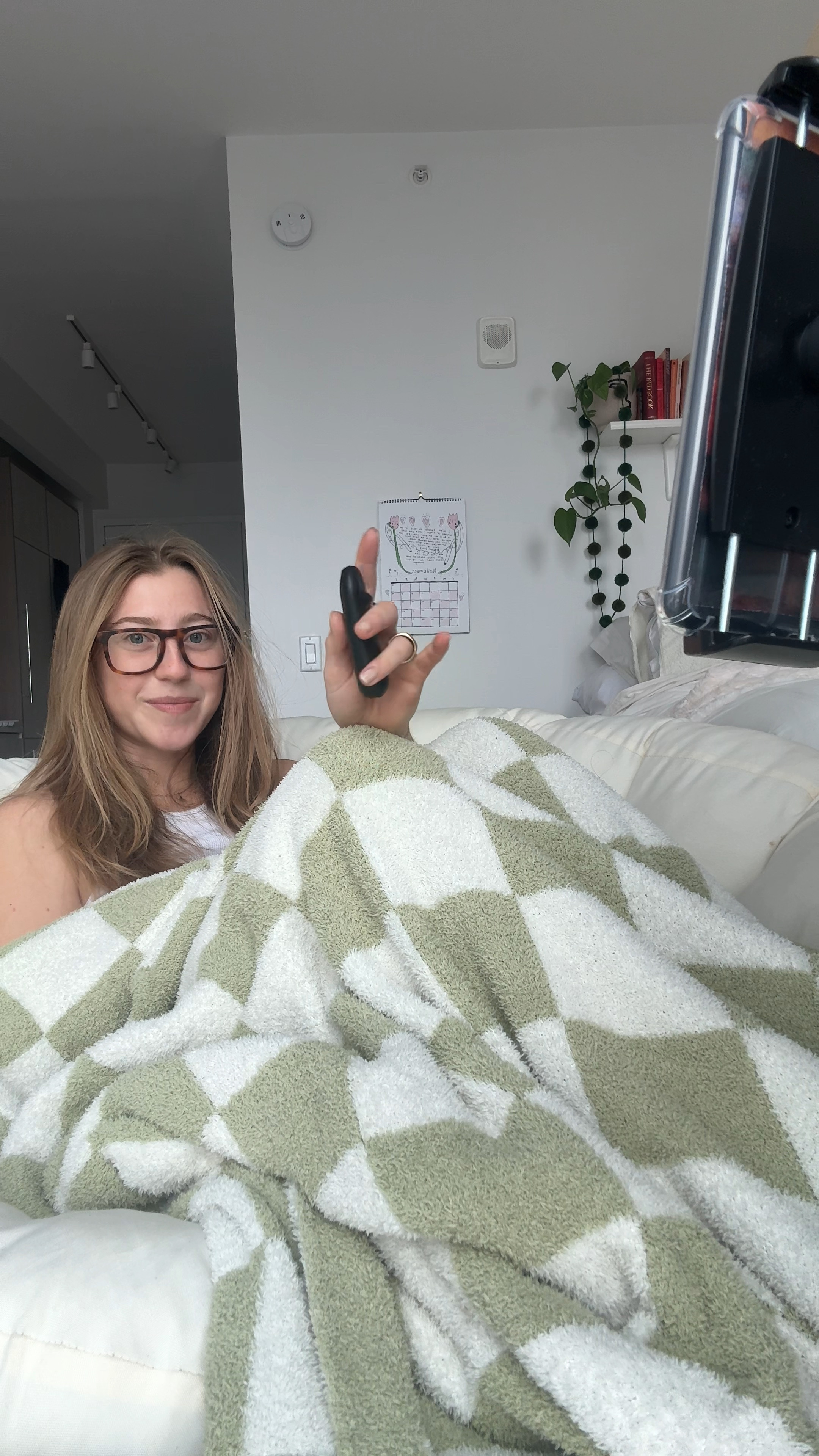 comfiest chair in the whole wide world the ultimate reading setup 

#LTKGiftGuide #LTKHome