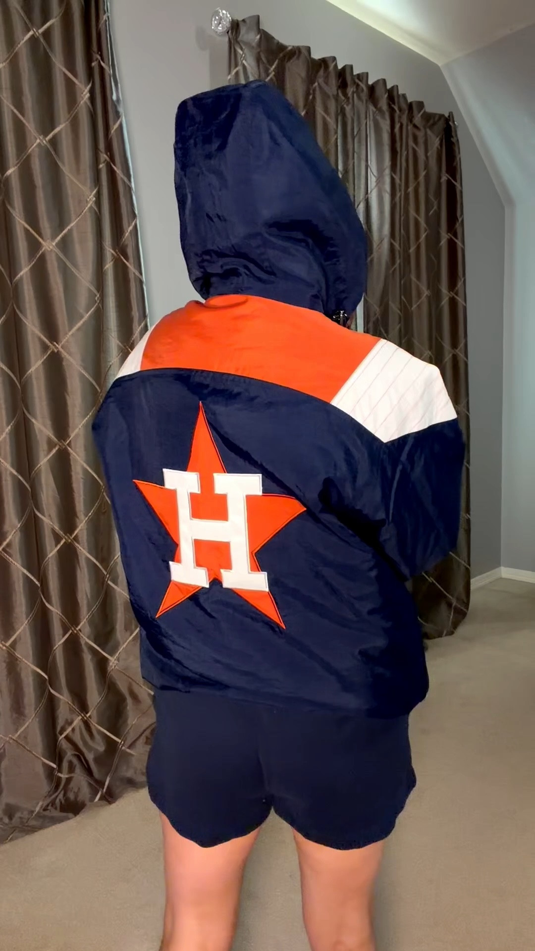 New pullovers from Homage! #astros 

#LTKootd #LTKActive #LTKgrwm
