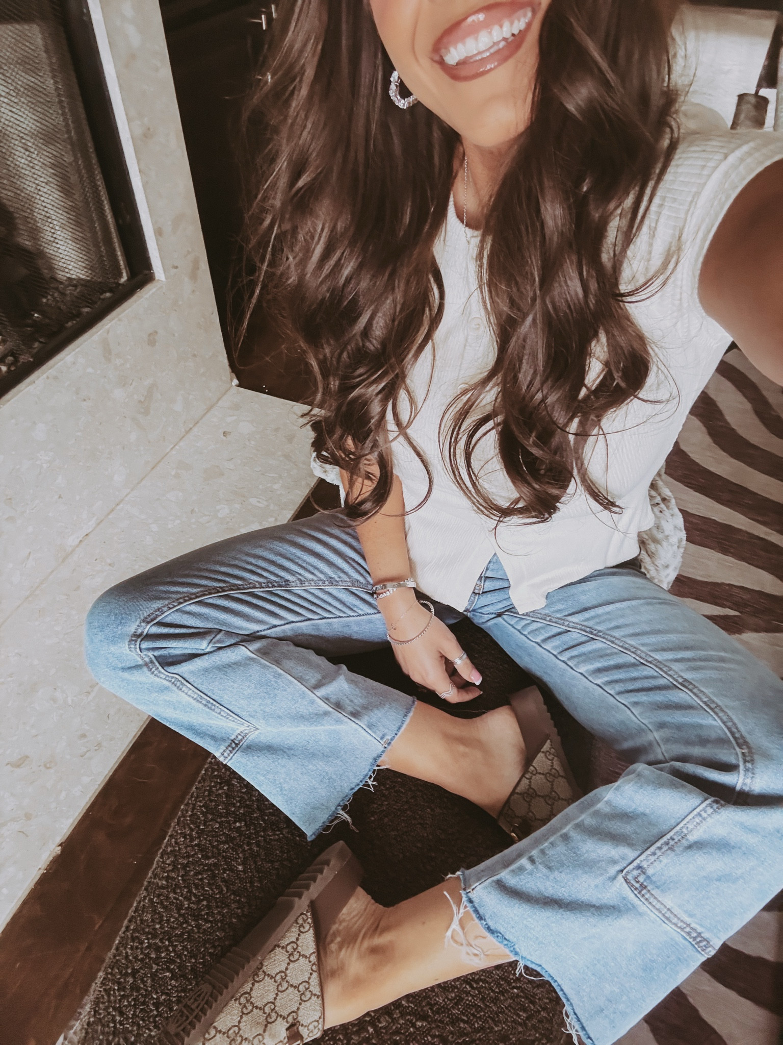 Dressing up this button-down top (S) with jeans (2). Perfect for a stylish day out. 🌸


#LTKSaleAlert #LTKootd #LTKPetite