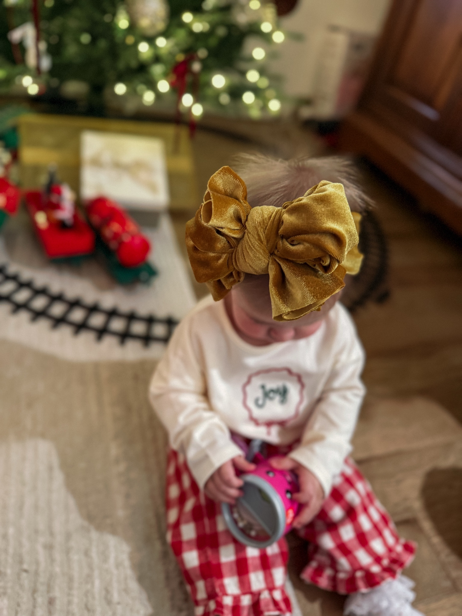 Obsessed with her little Christmas outfit today 

#LTKootd #LTKBaby #LTKHoliday