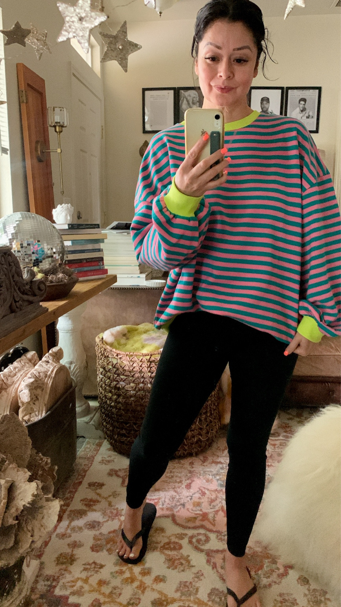 Casual outfit
Casual style
Wearing a medium top 

#LTKFitness #LTKBacktoSchool #LTKSaleAlert