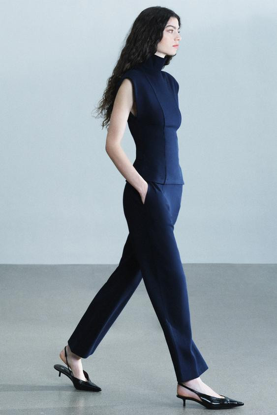 INTERLOCK HIGH NECK TOP | Zara UK