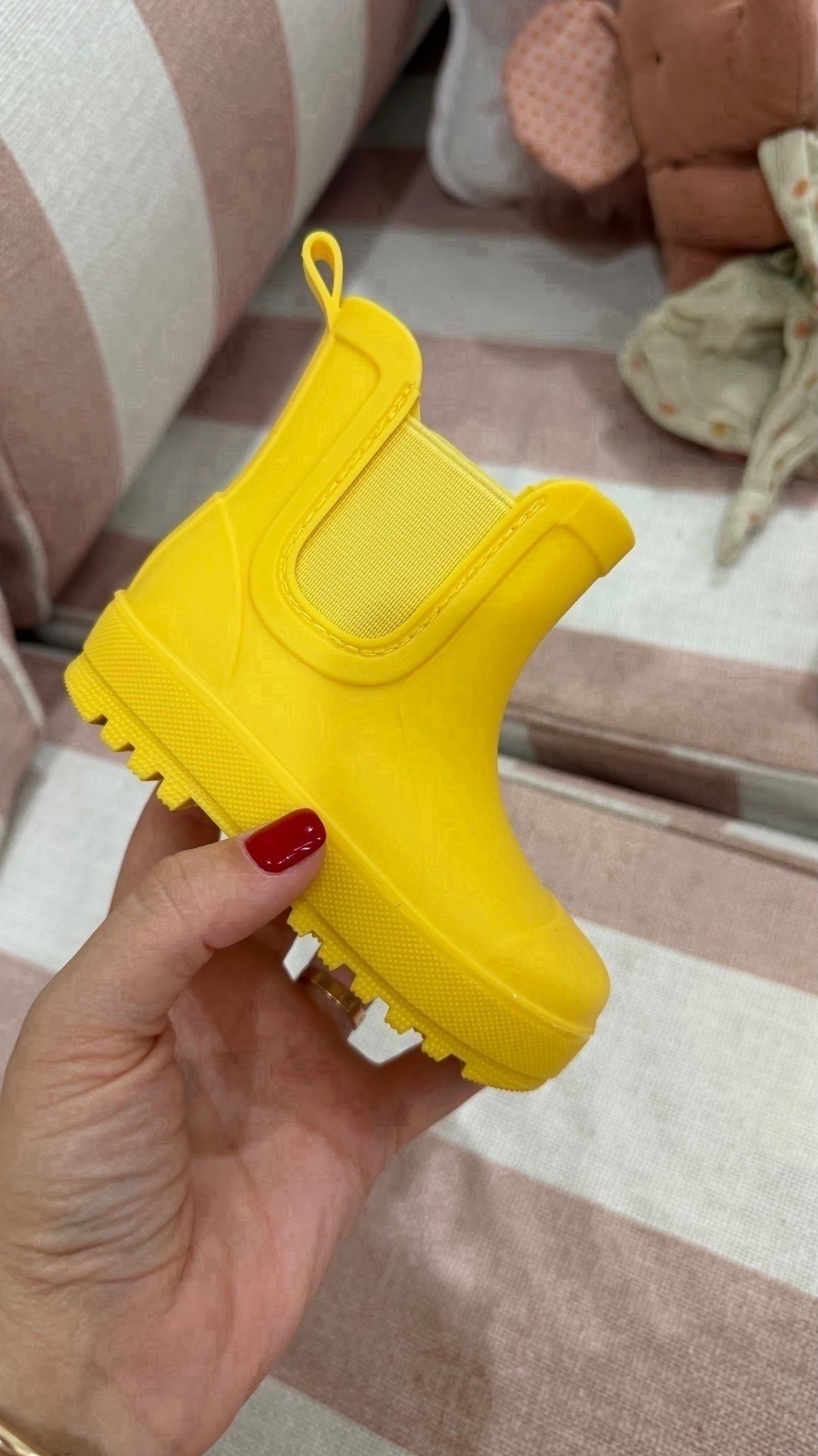 Yellow toddler rain boots! She’s wearing size 4



#LTKKids #LTKBaby #LTKSwim