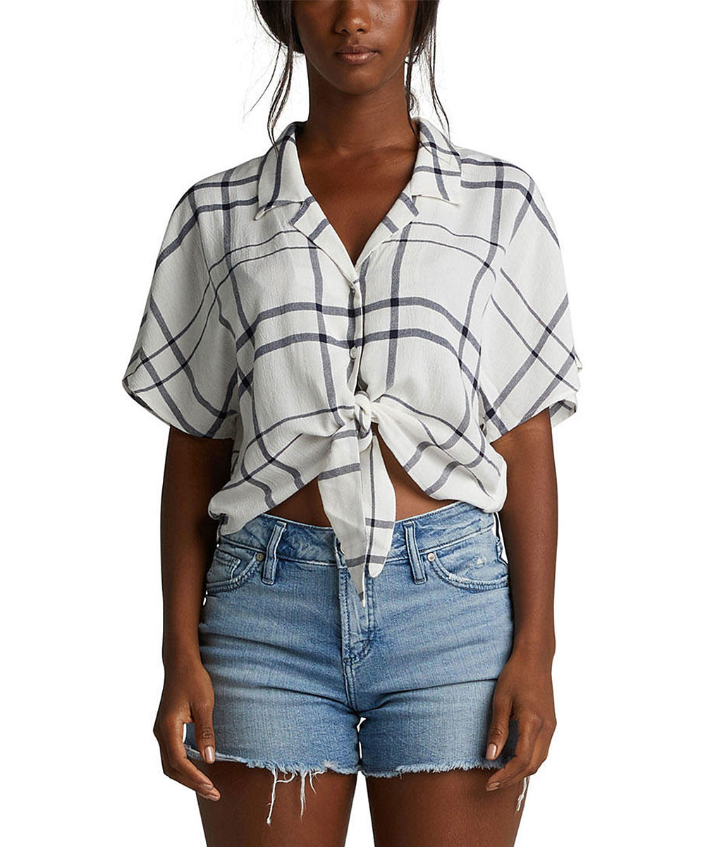 Silver Jeans Co. Women's Blouses WHT - White & Black Plaid Crop Knot-Hem Button-Up Top - Women | Zulily