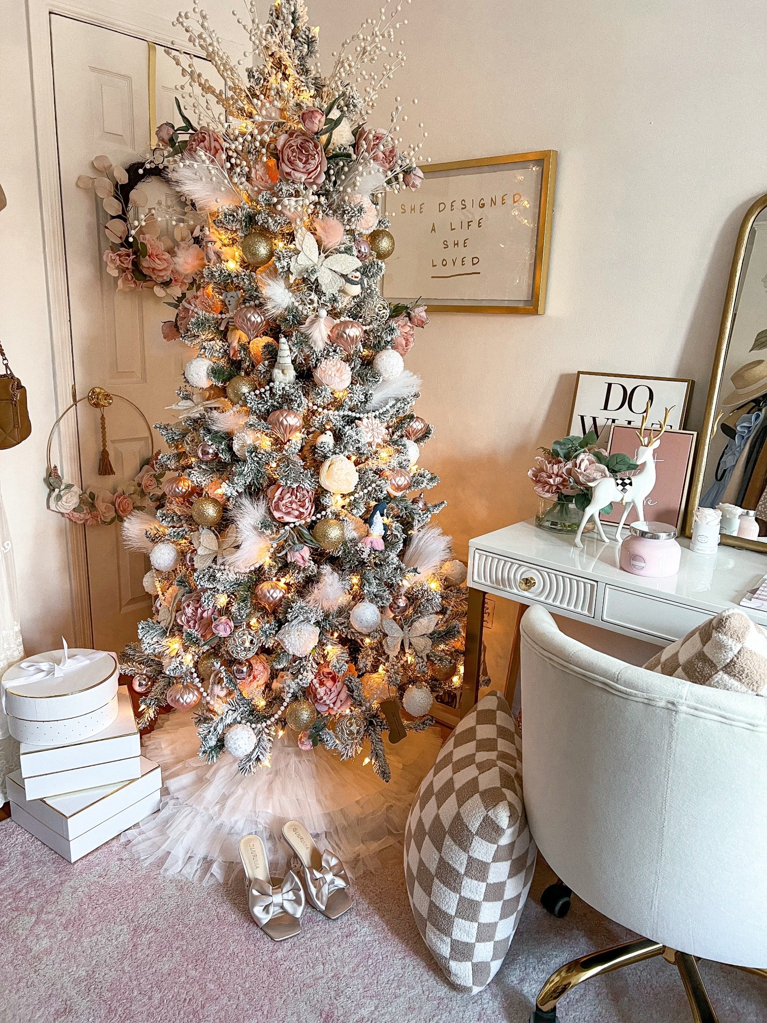 $68 flocked Walmart Christmas tree 

#LTKHome #LTKHoliday #LTKSeasonal