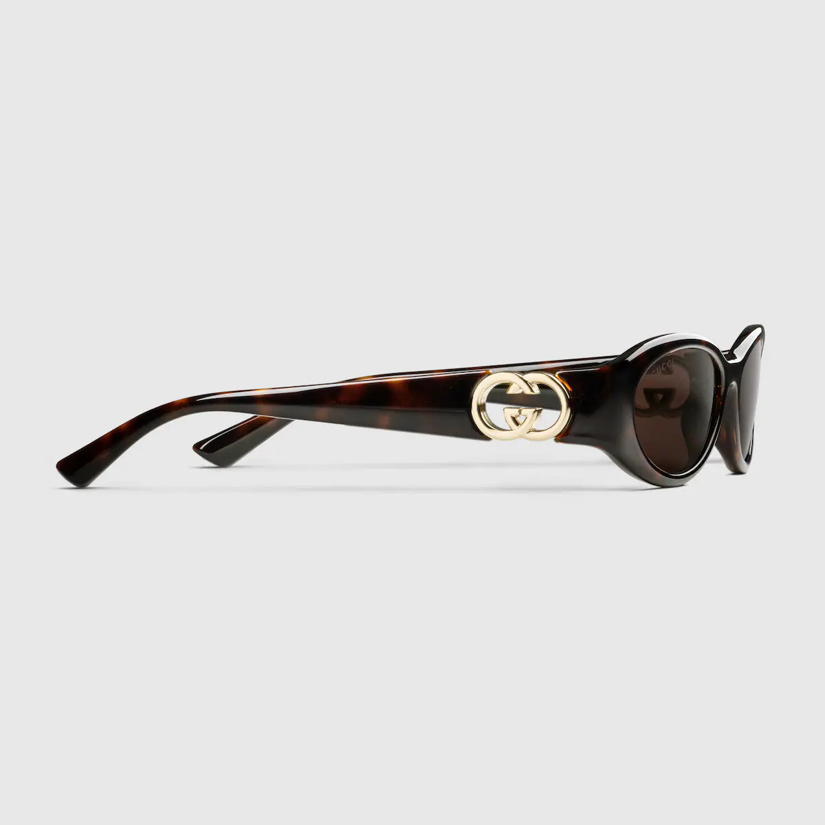 Gucci - Oval frame sunglasses | Gucci (UK)