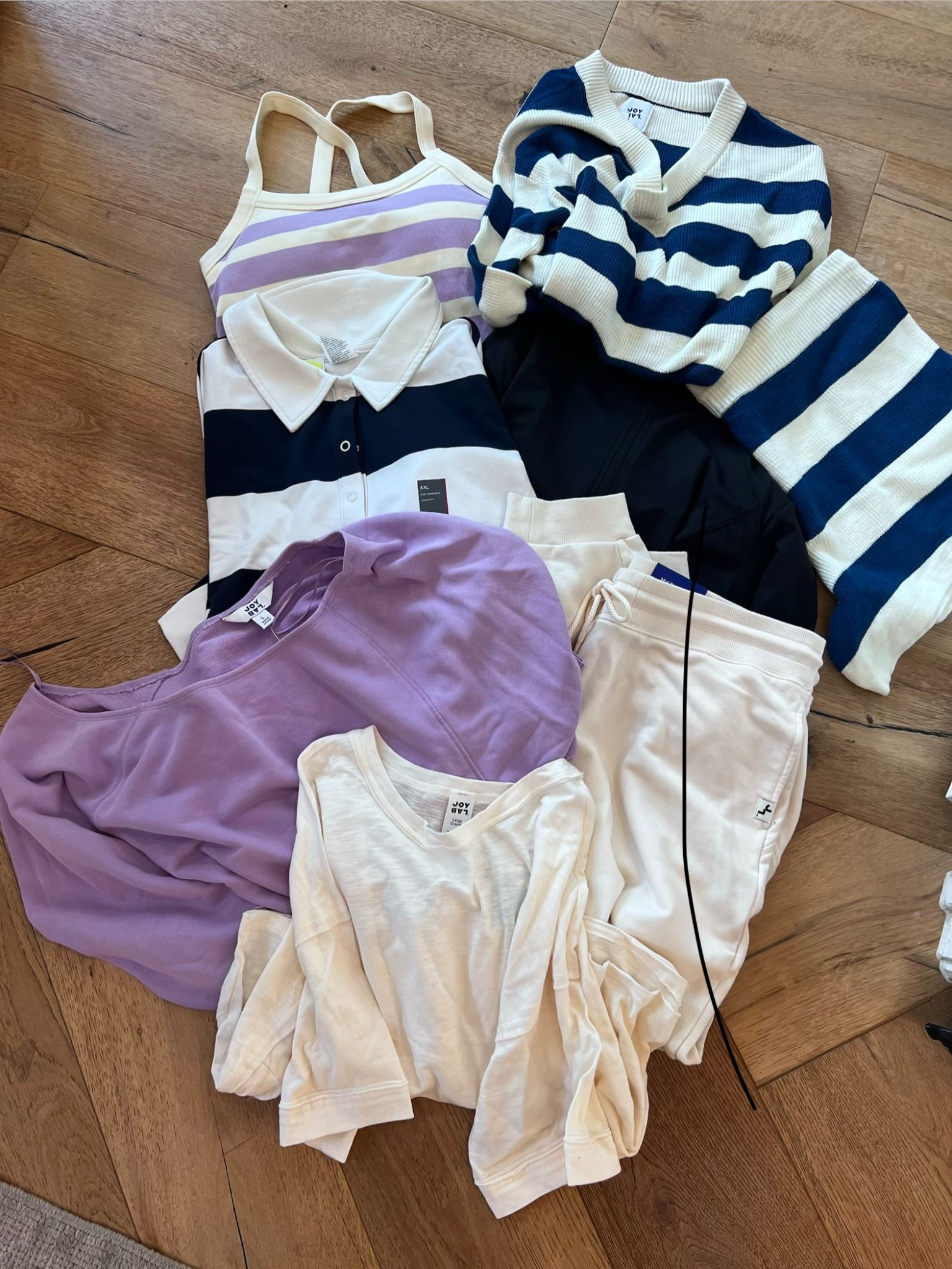 Target active staples!

Most: L, XL

#LTKootd #LTKmomlife #LTKfitnessgoals