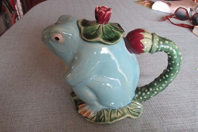 Vintage Frog Ceramic Teapot-Majolica Style | eBay US