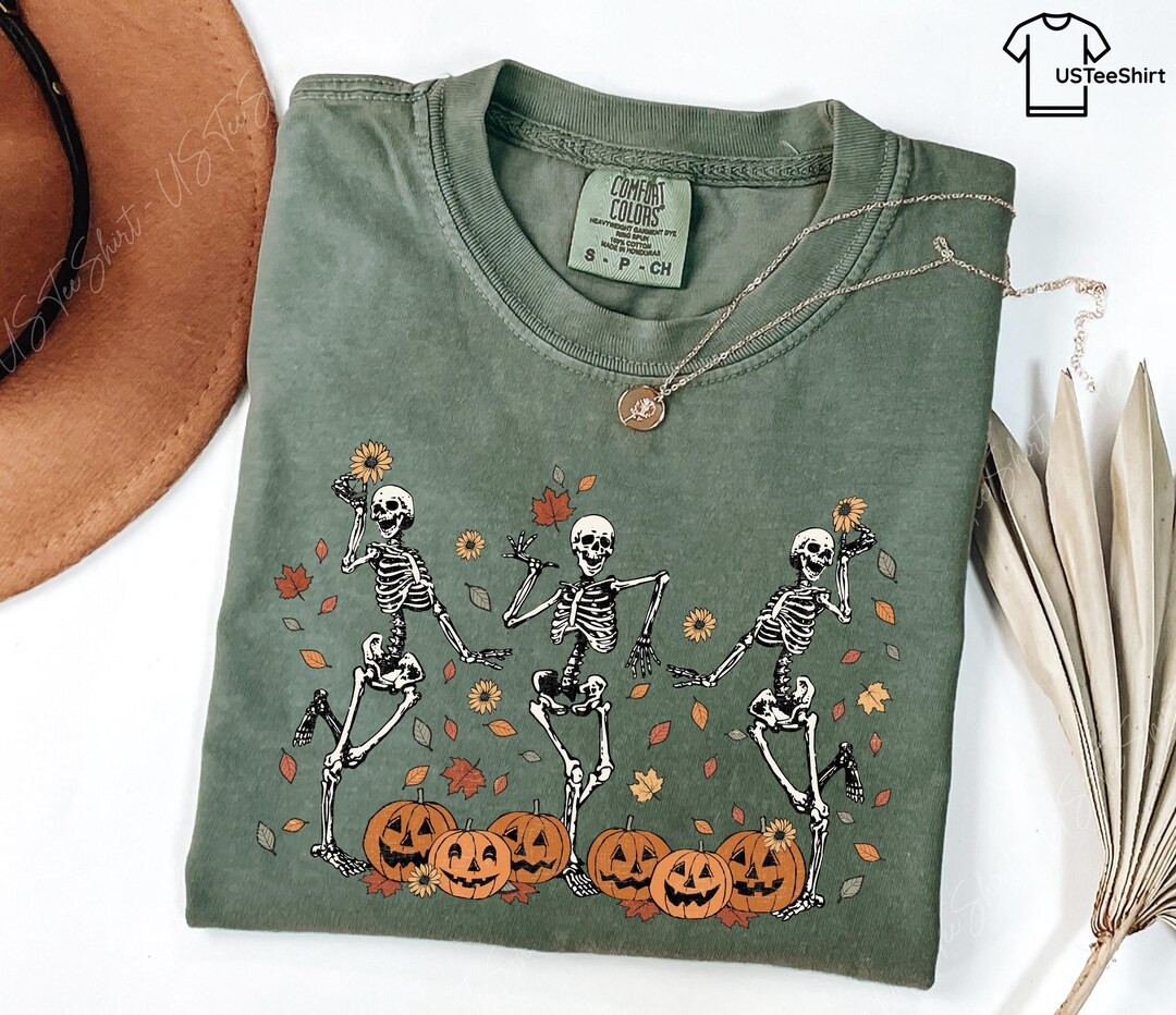 Comfort Colors® Dancing Skeleton Shirt, Pumpkin Shirt, Pumpkin Skeleton Shirt, Fall Shirt, Hallo... | Etsy (US)