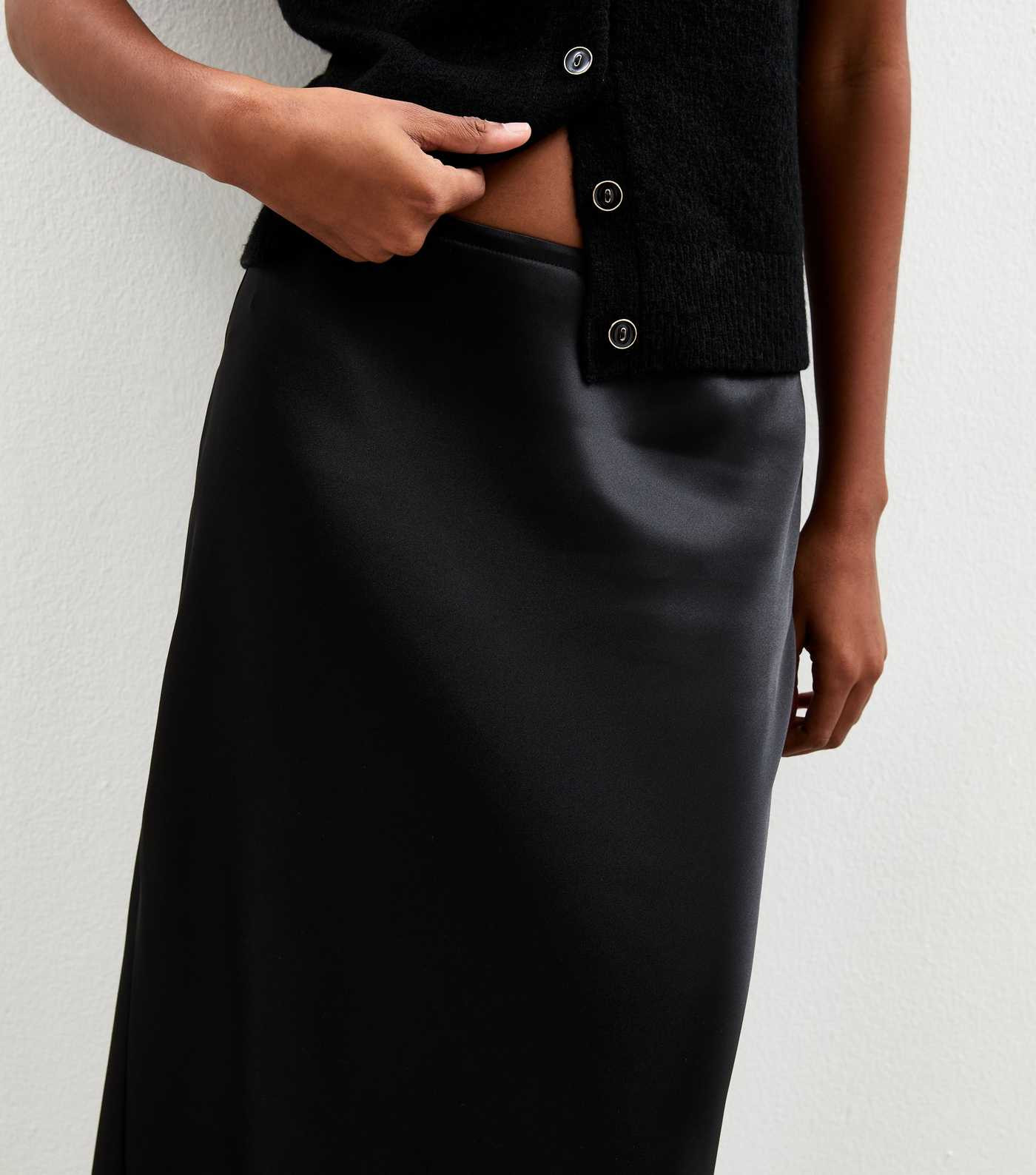 Black Satin Bias Cut Midi Skirt | New Look | New Look (UK)