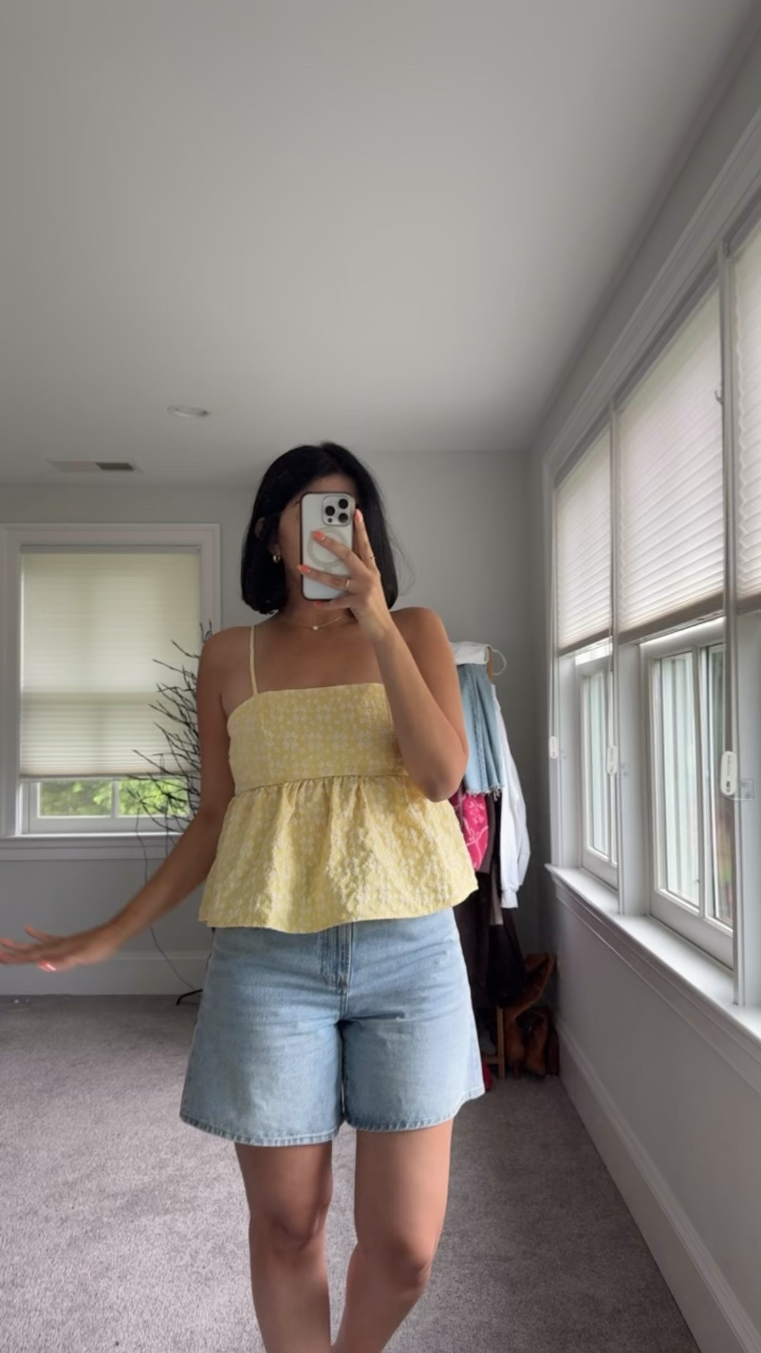 This buttery top is so cute ⭐️

#LTKootd