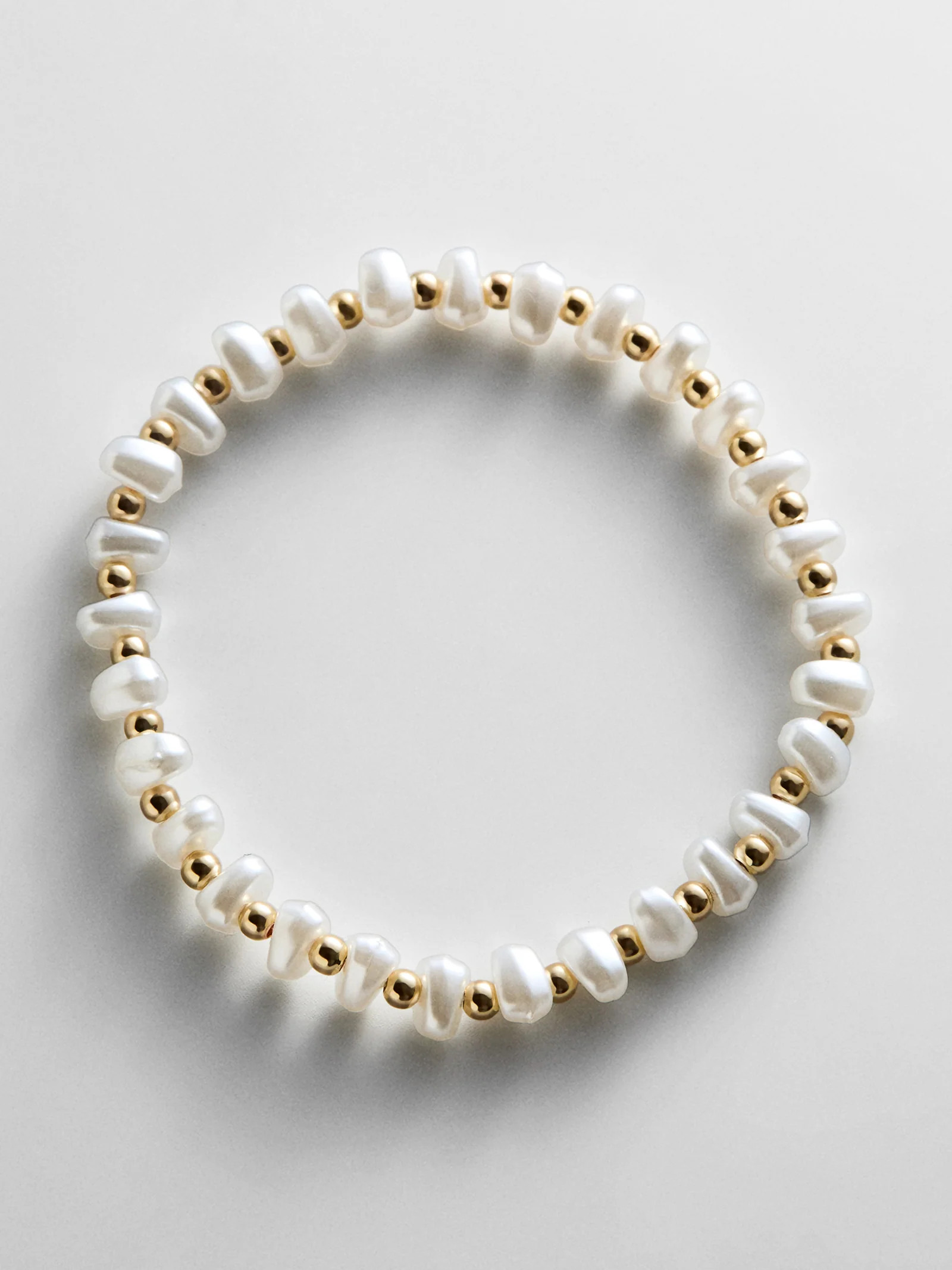 Ginnie Pearl Bracelet - Alternating Pearl | BaubleBar