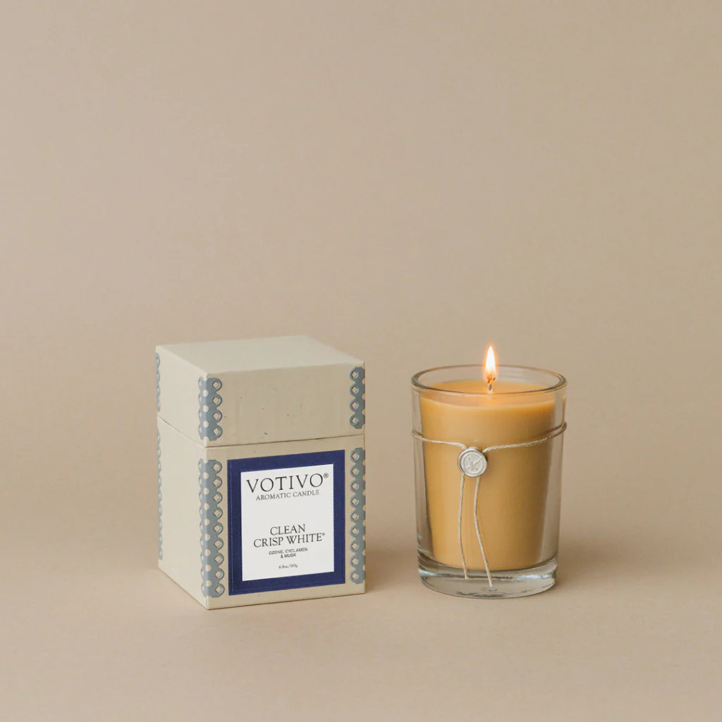 6.8oz Aromatic Candle-Clean Crisp White | Votivo