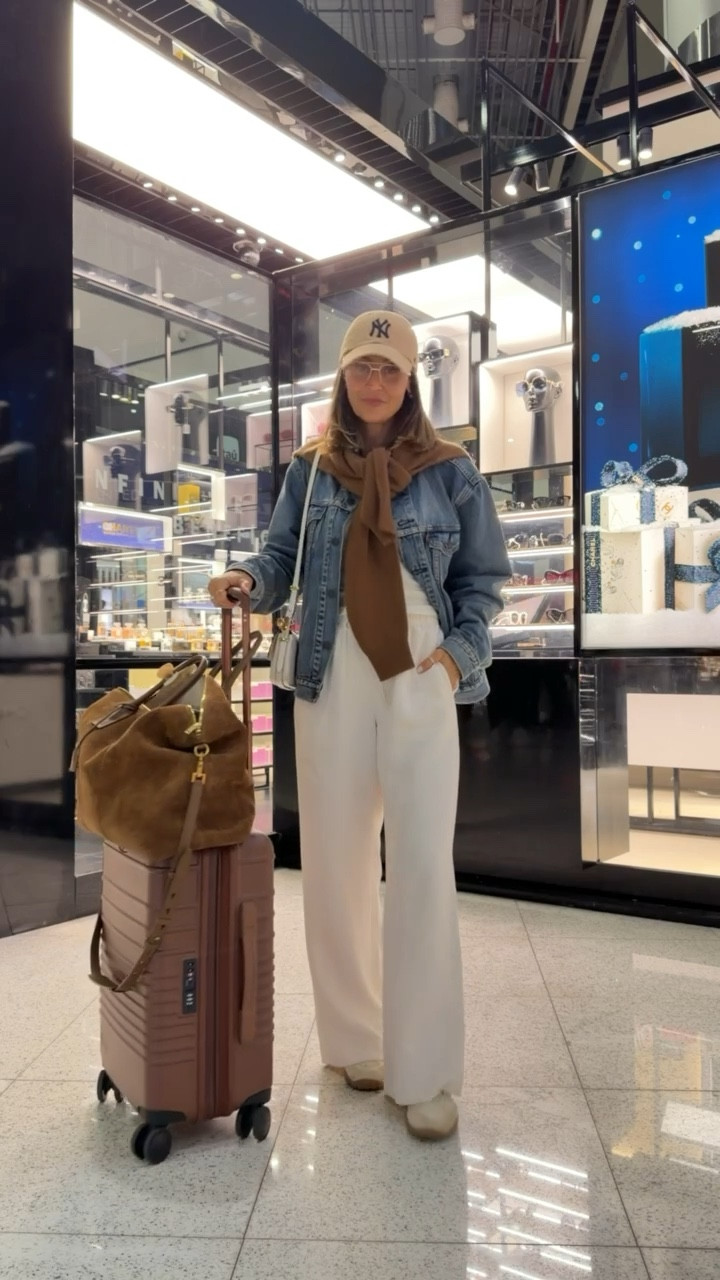 A perfect spring travel look, comfortable and elevated with layers you can add or remove throughout the day.

#LTKootd #LTKspring #LTKTravel