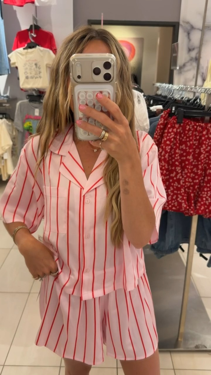 This color and the stripes are so cute!

Nsale, Nordstrom sale, summer sale, anniversary sale, pajamas, matching set, pajama set, loungewear, sleepwear, petite

#LTKSaleAlert #LTKootd
