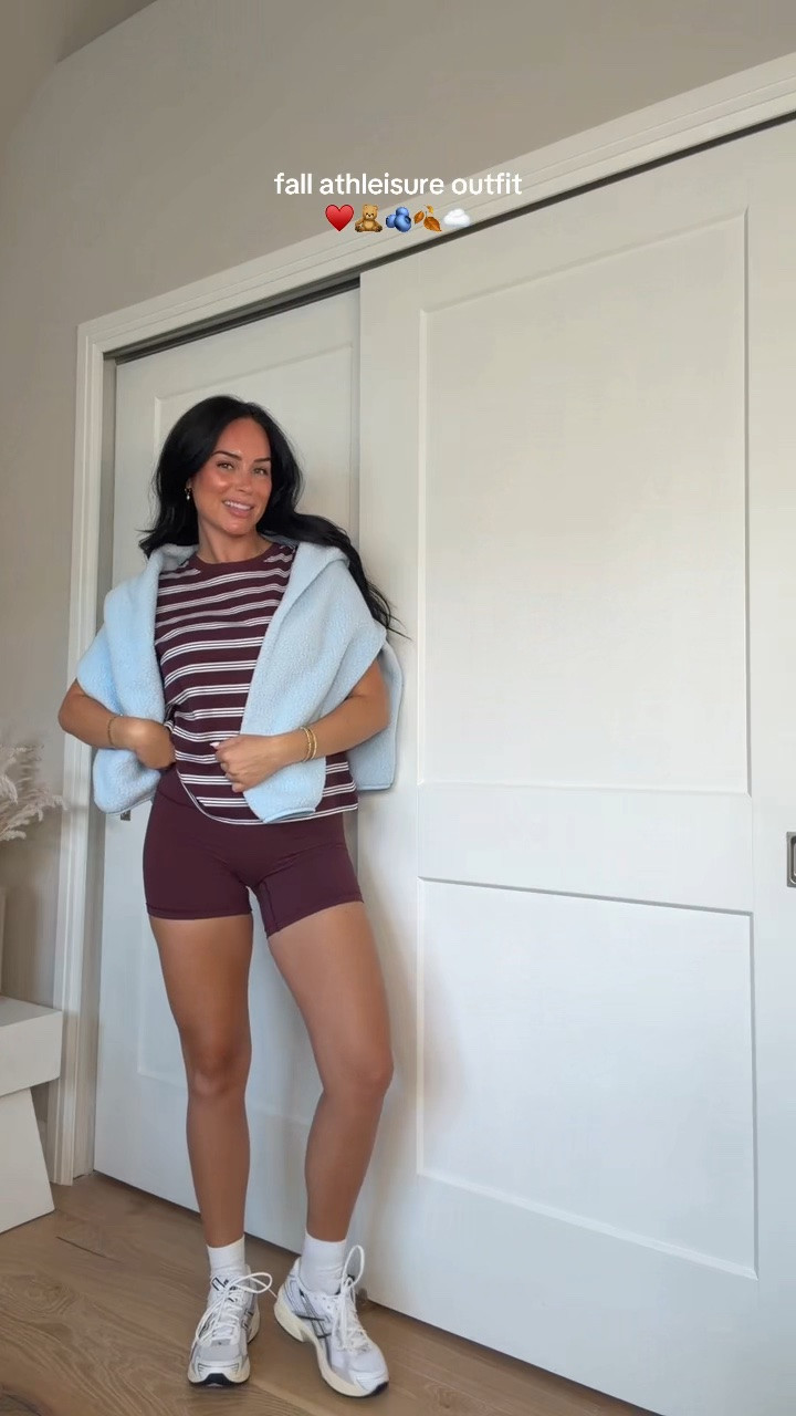 Aritzia athleisure outfit 😍🩵 loving this color combo! I’ll have my full outfit linked on my LTK. 🫶🏻

My sizing: 5’7”, 145 lbs, 32DD
Wearing size medium tops + size 6 shorts



#Aritziaactivewear #AritziaStyle #Athleisure #AthleisureOutfit #CasualStyle Aritzia athleisure, casual outfit inspo, comfy chic outfit, walking outfit, workout outfit, Aritzia outfit, walk outfit, errands outfit @Aritzia