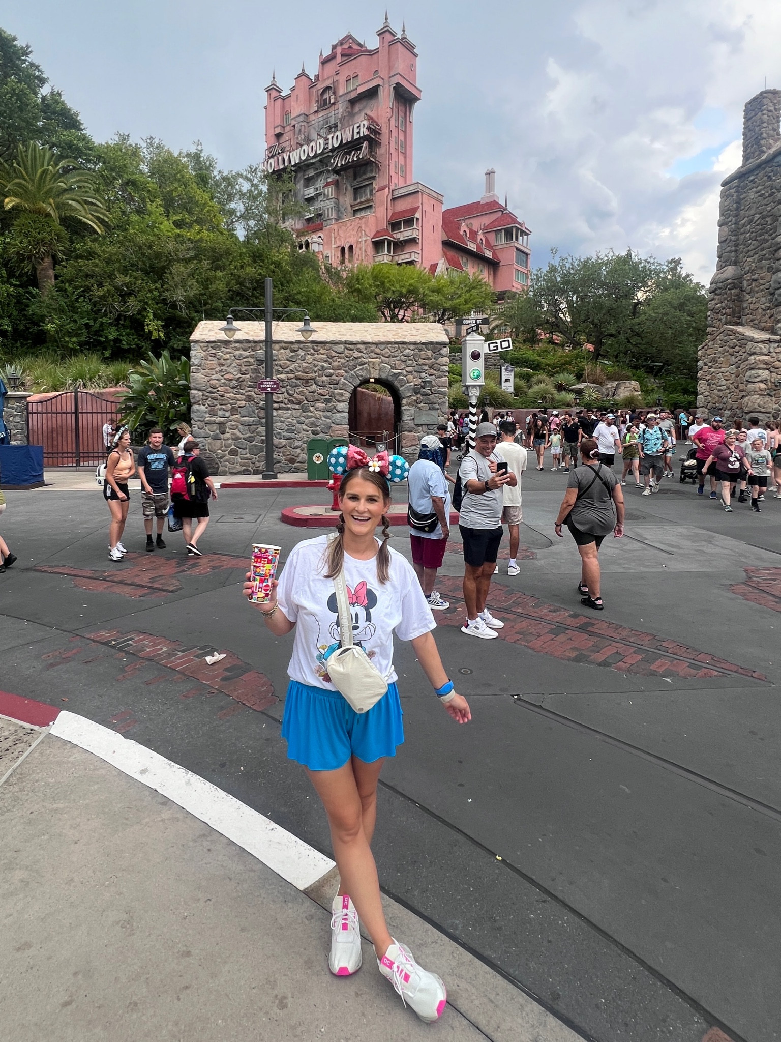 Hollywood Studios 🐭 🏨 😱 #disneyoutfits #disneybound #hollywoodstudios #disneymom #disneyworld #mickeymouse #disney #disneyland 

#LTKFindsUnder100 #LTKStyleTip #LTKTravel