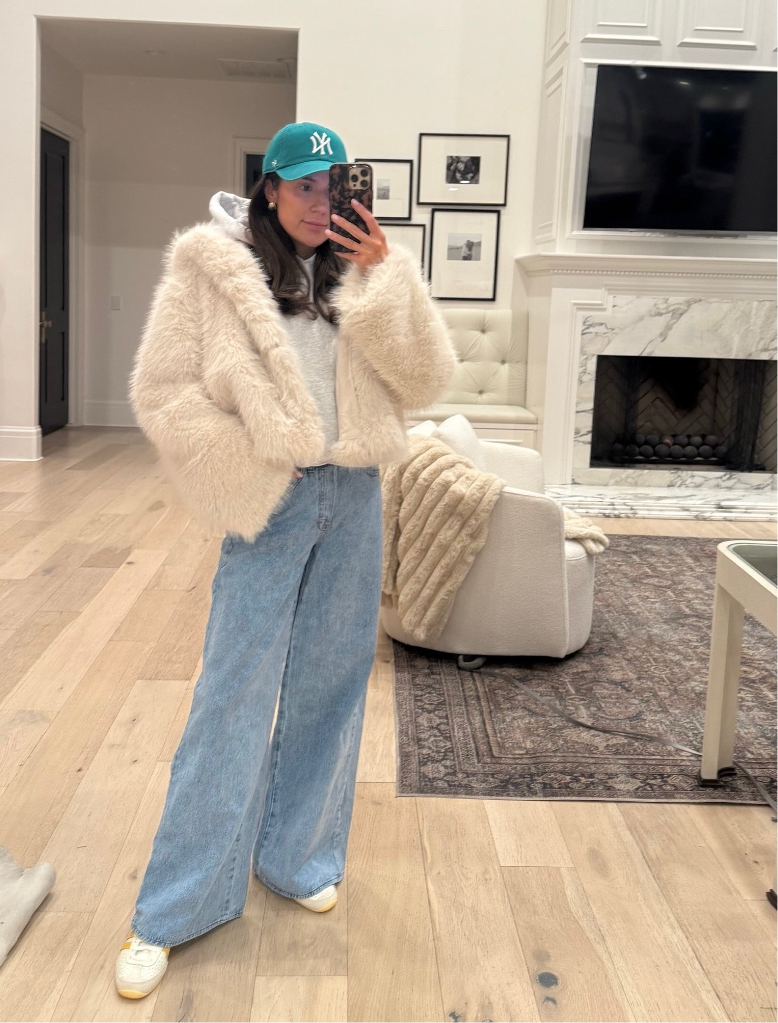 Date night outfit 🤍 my faux fur jacket, hoodie and hat are all on dale!! 

Target sale, Abercrombie sale, girls night outfit, gray hoodie, wide leg jeans, adidas, adidas Japan, green baseball hat, date night look, fuzzy jacket, winter outfit, jeans, Christine Andrew 

#LTKSeasonal #LTKSaleAlert #LTKFindsUnder50