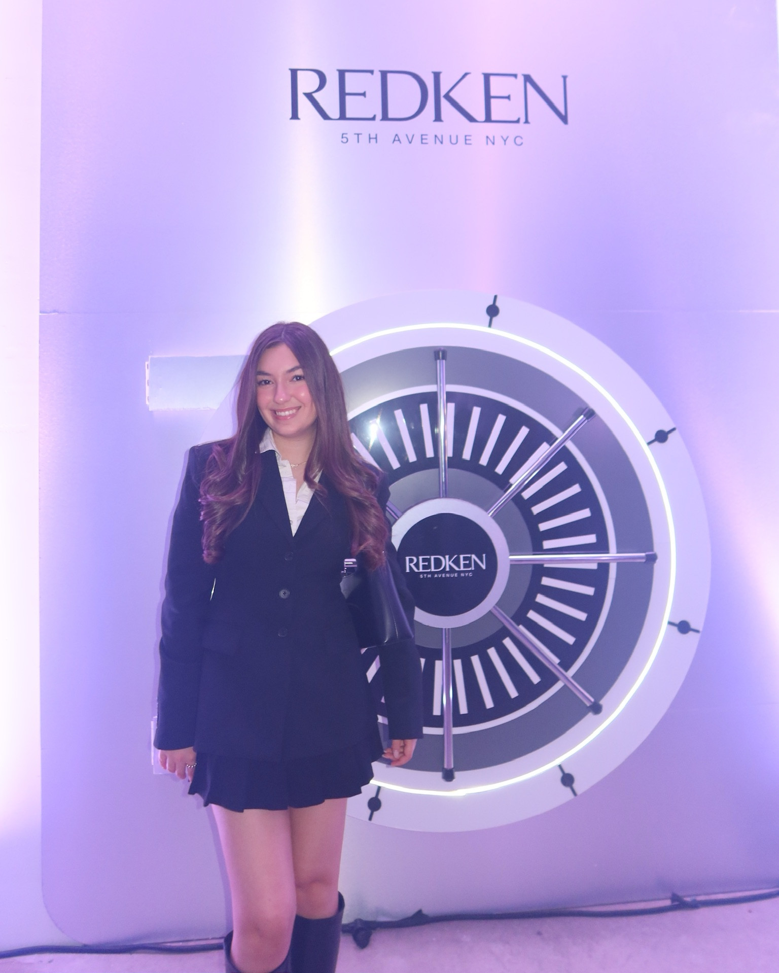 Redken business women fit 🖤

#LTKcanada