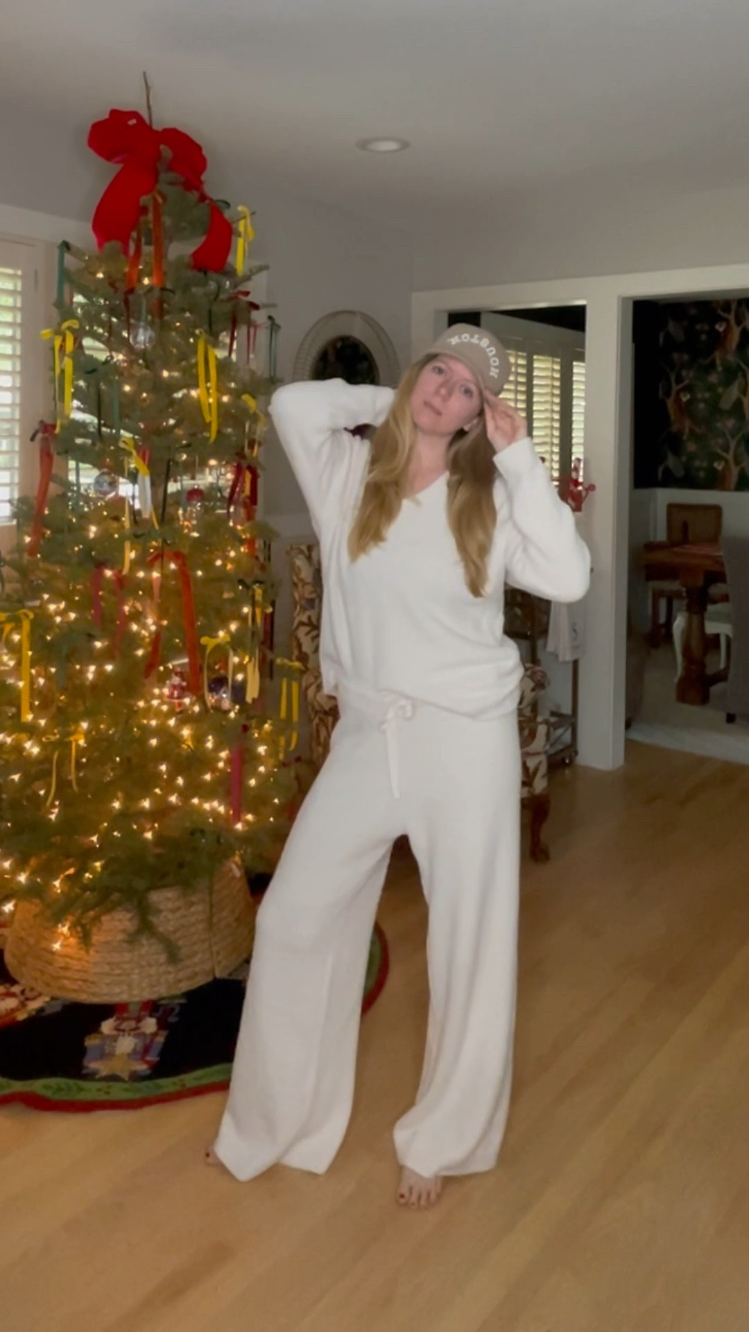 Cozy marshmallow NYE set by Softies PJS and Decker Hat Co beige HOUSTON hat, similar styles linked


#LTKHoliday #LTKTravel #LTKFindsUnder50